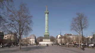 Pařížská náměstí včera a dnes