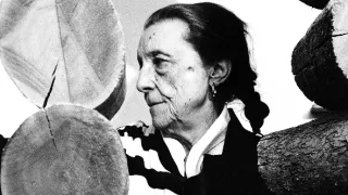 Louise Bourgeoisová: Sochařské emoce