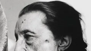 Louise Bourgeoisová: Sochařské emoce