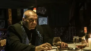 Válka policajtů (2/4)