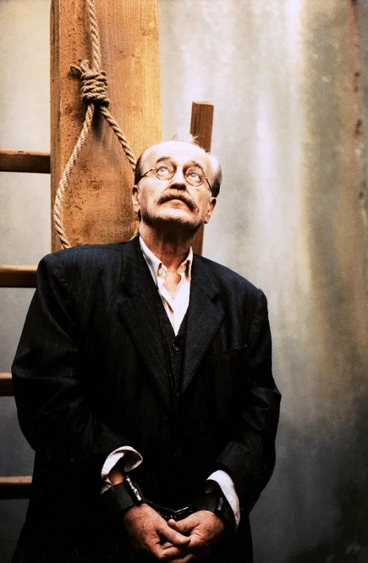 Nepohřbený muž (A Temetetlen hallott), 2004 - fotogaléria
