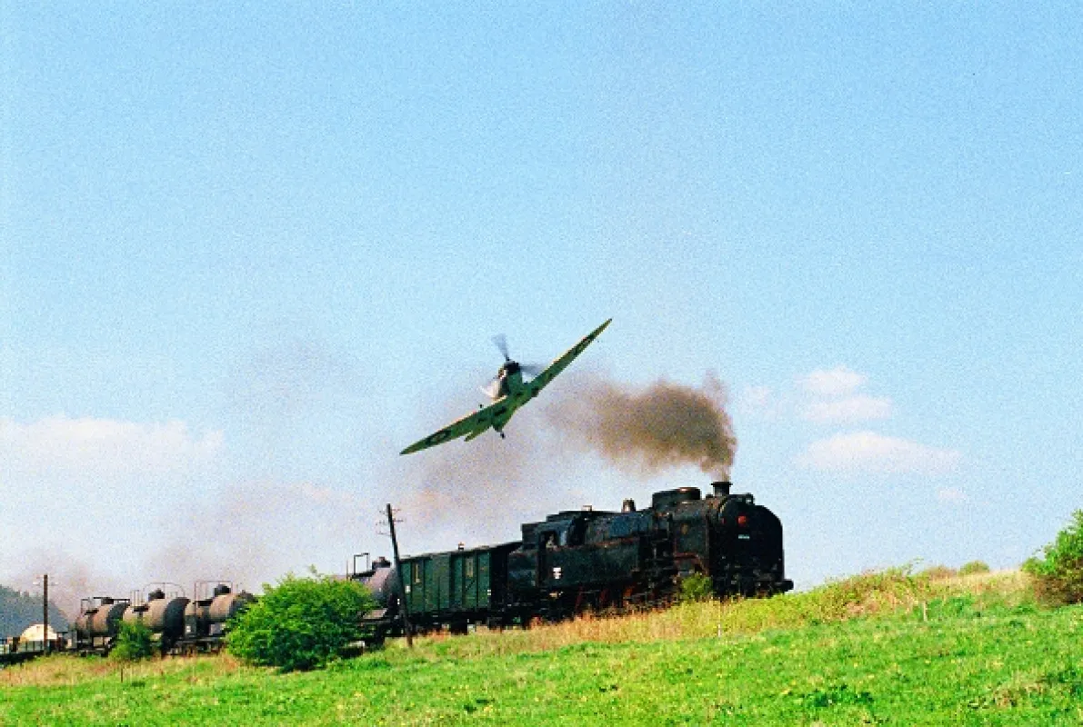 Tmavomodrý svet (Tmavomodrý svět), 2001 - fotogaléria