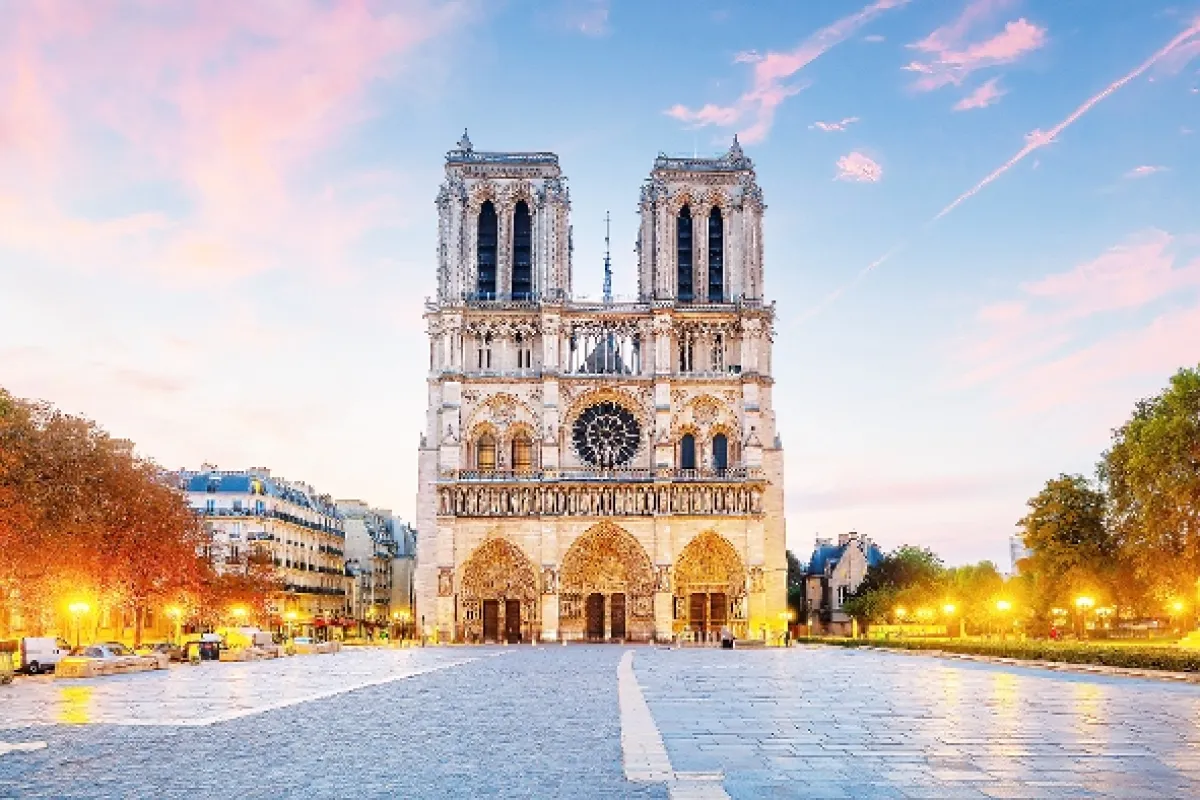 Znovuzrození Notre-Dame v Paříži, 2024 - fotogaléria