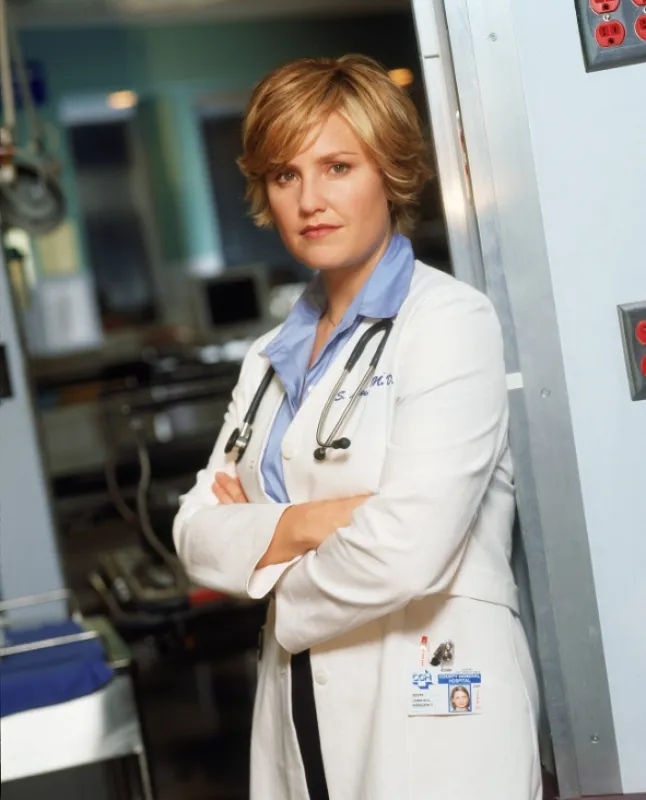 Vészhelyzet (ER VIII), 2001 - fotogaléria