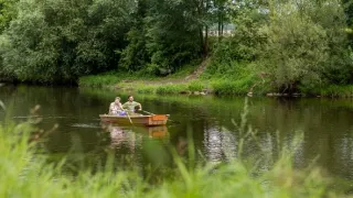 Jedna rodina (102)
