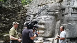 Pád mayských kráľov