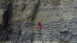 Purunga, muži na útesoch