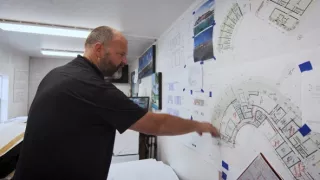 PETR KOLÁŘ - architekt, který si plní své sny