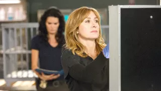 Rizzoli & Isles: Vraždy na pitevně VI (7)