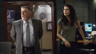 Rizzoli & Isles: Vraždy na pitevně VI (10)