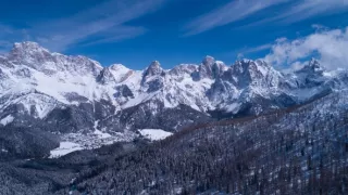 Alpami nielen za snehom