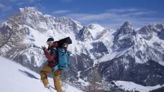 Alpami nielen za snehom