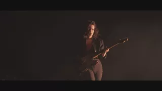 Anna Calvi: Pařížský koncert