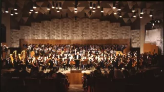 Bernstein řídí Debussyho Moře