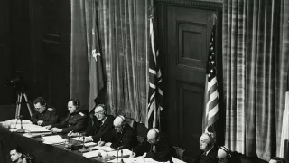 Nacisté na útěku (3)