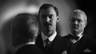 Dva muži v roce jedna