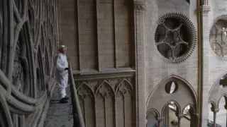 Záchrana katedrály Notre Dame