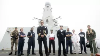 Život na vojnovej lodi II (2)