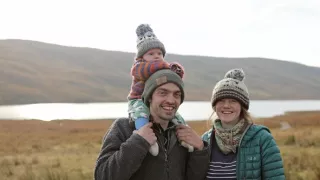 Ben Fogl a ľudia žijúci v divočine VIII (8)