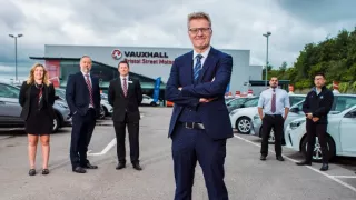 Utajený veľký šéf (2)