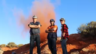 Lovci opálov III (3)