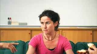V moci davu