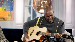 Idris Elba zpovídá Paula McCartneyho