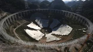 FAST: Obrovský teleskop