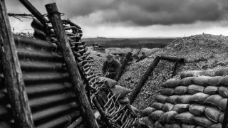 LEGIE 100 - Krvavá francouzská pole