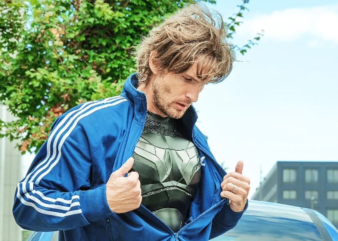 Badman: Supersmoliar (Super-héros malgré lui/Superwho?), 2022 - fotogaléria