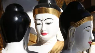 Myanmar, ve stínu barmských pagod