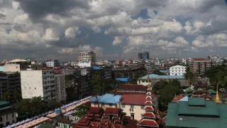 Myanmar, ve stínu barmských pagod
