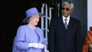 Alžbeta II. zblízka