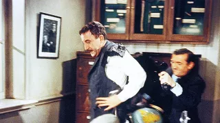 Inšpektor Clouseau na stope