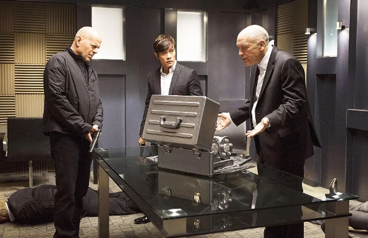 Red 2 (RED 2), 2013 - fotogaléria