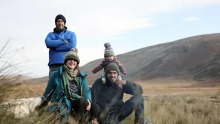 Ben Fogl a ľudia žijúci v divočine VIII (6)