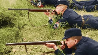 Hitlerjugend: Nacistická detská armáda (1/2)