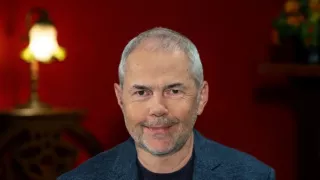 Na plavárni s Mahanom Esfahanim