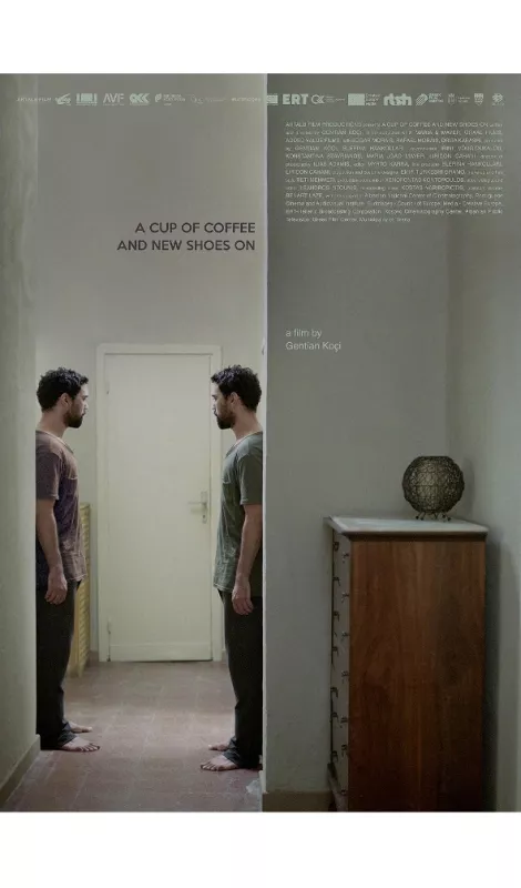 Šálek kávy a nové boty (A Cup of Coffee and New Shoes On), 2022 - fotogaléria
