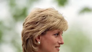 Tajomstvá britskej kráľovskej rodiny (1/8)