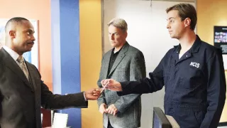 NCIS - Námorný vyšetrovací úrad VI (3)