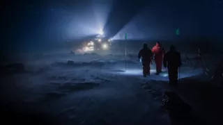 Arktické driftovanie (1/2)