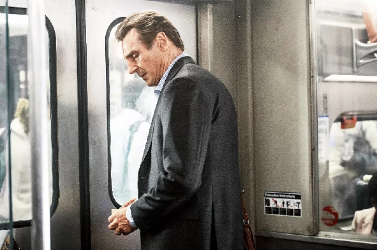 Cizinec ve vlaku (The Commuter), 2018 - fotogaléria