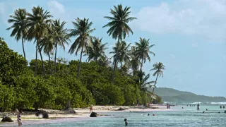 Malé Antily, tepajúce srdce