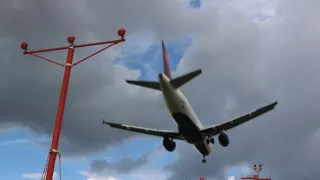 Tajemství nejrušnějšího letiště na světě