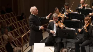 Barenboim řídí Staatskapelle Berlín