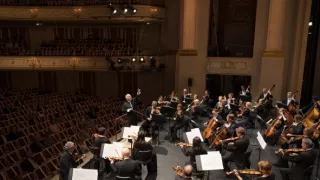 Barenboim řídí Staatskapelle Berlín