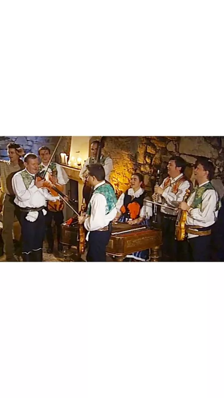 Vínečko, ne voda, 2005 - fotogaléria