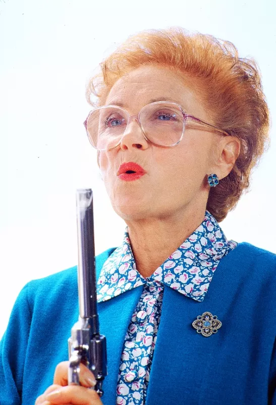 Stoj, lebo mamička vystrelí! (Stop! or My Mom Will Shoot), 1992 - fotogaléria