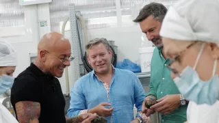 Manu a Matěj na cestě podél Apenin (4/10)